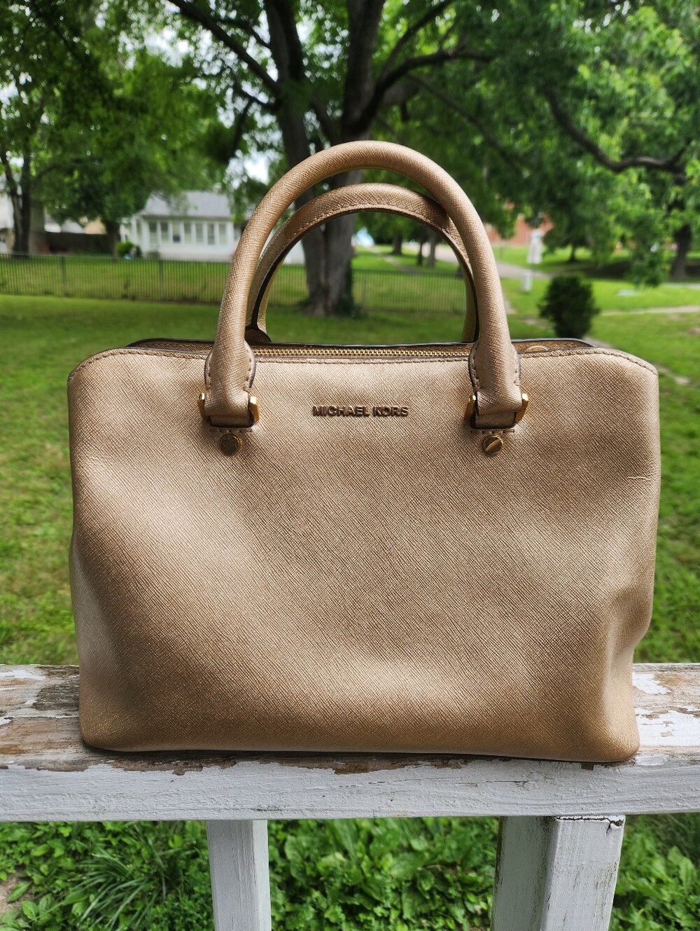 Michael Michael Kors Metallic Gold Leather Satchel Crossbody Preloved - Picture 2 of 14